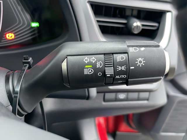 レクサス ＵＸ 250h バージョンC 岩手県 2020(令2)年 8.9万km マダーレッド ナビ　フルセグ　バックＣ　ヘッドアップディスプレイ　ＢＳＭ　レーダークルーズ　ビルトインＥＴＣ２．０　ドラレコ　メモリ付電動合成皮革シート　シートヒーター　ステアヒーター　Ｑｉワイヤレス充電