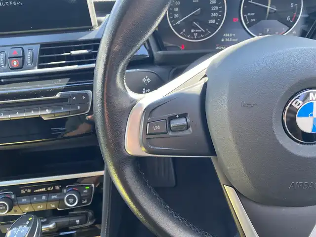 ＢＭＷ ２１８ｄ グランツアラー ラグジュアリー 福岡県 2017(平29)年 4.6万km プラチナシルバー ・純正ナビ/BT/USB/AUX/・黒革シート/シートヒーター/・ドライブレコーダー/・ETC/・純正17AW/・LEDライト/・保証書/・取扱説明書/・スペアキー/・パワーバックドア/・フルフラットシート