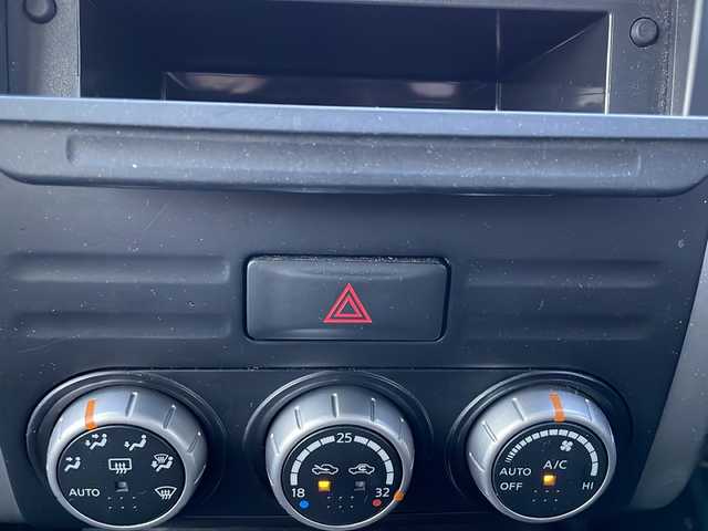 日産 エクストレイル 20Xtt 道東・釧路十勝 2013(平25)年 13.8万km ナイトベールパープル 4WD/社外メモリナビ　/(フルセグＴＶ/ＤＶＤ再生/Ｂｌｕｅｔｏｏｔｈ接続)/ＥＴＣ　/バックカメラ　/全席シートヒーター　/クルーズコントロール/横滑り防止装置　/スマートキー　/プッシュスタート　/純正ＨＩＤヘッドライト/純正18インチアルミホイール　/純正フロアマット