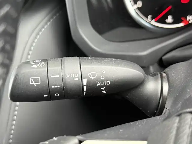 トヨタ ランドクルーザー GRスポーツ 愛知県 2022(令4)年 4.8万km プレシャスホワイトパール 純正12.3型JBLナビ（フルセグ、CD、DVD、Bluetooth、AppleCarplay）/全方位カメラ/サンルーフ/エアシート、シートヒーター（全席）/ハンドルヒーター/HUD/BSM/ACC/全方位ドラレコ/ルーフレール/社外セキュリティー/パワーバックドア/パワーシート（D+N）/ETC2.0/電子パーキング/オートホールド/衝突軽減ブレーキ/レーンキープアシスト/オートハイビーム/コーナーセンサー（前後）/スマートキー/LEDヘッドライト