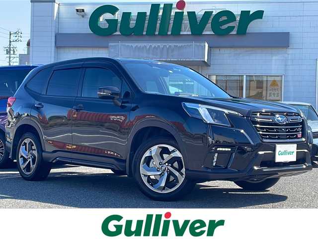 スバル フォレスター STIスポーツ 三重県 2023(令5)年 1.8万km クリスタルブラックシリカ メーカーオプション/・パワーバックドア/アイサイトコアテクノロジー/・プリクラッシュブレーキ/・後退時ブレーキアシスト/・AT誤発進抑制機能/・AT誤後進抑制制御/・ツーリングアシスト/・全車速追従機能付クルーズコントロール/・定速クルーズコントロール/・車線逸脱抑制/車線逸脱警報/・ふらつき警報/・先行車発進お知らせ機能/・緊急時プリクラッシュステアリング/アイサイトセーフティプラス(運転支援)/・スバルリアビークルディクション/・アダプティブドライビングビーム/アイサイトセーフティプラス(視界拡張)/・フロントビューモニター/・スマートリアビューミラー/1オーナー/4WD/ターボ/純正SDナビ/フルセグTV/【CD/DVD/SD/Bluetooth/USB】/フロント/サイド/バックカメラ/ETC/ドライブレコーダー/パドルシフト/ワイヤレス充電/レザーシート/D/N席パワーシート/全席シートヒーター/ステアリングヒーター/オートライト/ステアリング連動LEDヘッドランプ/LEDフロントフォグランプ/225/55R18インチ純正AW/プッシュスタート/スマートキー/スペアキー/フロアマット