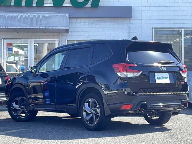 スバル フォレスター STIスポーツ 三重県 2023(令5)年 1.8万km クリスタルブラックシリカ メーカーオプション/・パワーバックドア/アイサイトコアテクノロジー/・プリクラッシュブレーキ/・後退時ブレーキアシスト/・AT誤発進抑制機能/・AT誤後進抑制制御/・ツーリングアシスト/・全車速追従機能付クルーズコントロール/・定速クルーズコントロール/・車線逸脱抑制/車線逸脱警報/・ふらつき警報/・先行車発進お知らせ機能/・緊急時プリクラッシュステアリング/アイサイトセーフティプラス(運転支援)/・スバルリアビークルディクション/・アダプティブドライビングビーム/アイサイトセーフティプラス(視界拡張)/・フロントビューモニター/・スマートリアビューミラー/1オーナー/4WD/ターボ/純正SDナビ/フルセグTV/【CD/DVD/SD/Bluetooth/USB】/フロント/サイド/バックカメラ/ETC/ドライブレコーダー/パドルシフト/ワイヤレス充電/レザーシート/D/N席パワーシート/全席シートヒーター/ステアリングヒーター/オートライト/ステアリング連動LEDヘッドランプ/LEDフロントフォグランプ/225/55R18インチ純正AW/プッシュスタート/スマートキー/スペアキー/フロアマット