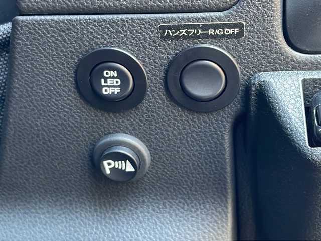 スバル フォレスター STIスポーツ 三重県 2023(令5)年 1.8万km クリスタルブラックシリカ メーカーオプション/・パワーバックドア/アイサイトコアテクノロジー/・プリクラッシュブレーキ/・後退時ブレーキアシスト/・AT誤発進抑制機能/・AT誤後進抑制制御/・ツーリングアシスト/・全車速追従機能付クルーズコントロール/・定速クルーズコントロール/・車線逸脱抑制/車線逸脱警報/・ふらつき警報/・先行車発進お知らせ機能/・緊急時プリクラッシュステアリング/アイサイトセーフティプラス(運転支援)/・スバルリアビークルディクション/・アダプティブドライビングビーム/アイサイトセーフティプラス(視界拡張)/・フロントビューモニター/・スマートリアビューミラー/1オーナー/4WD/ターボ/純正SDナビ/フルセグTV/【CD/DVD/SD/Bluetooth/USB】/フロント/サイド/バックカメラ/ETC/ドライブレコーダー/パドルシフト/ワイヤレス充電/レザーシート/D/N席パワーシート/全席シートヒーター/ステアリングヒーター/オートライト/ステアリング連動LEDヘッドランプ/LEDフロントフォグランプ/225/55R18インチ純正AW/プッシュスタート/スマートキー/スペアキー/フロアマット