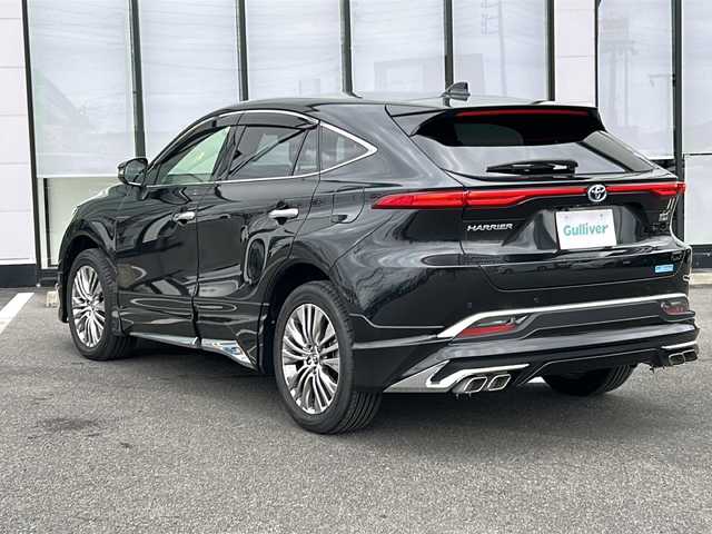 トヨタ ハリアー ハイブリッド Z 岐阜県 2020(令2)年 3.3万km プレシャスブラックパール 登録時走行距離32221km/モデリスタエアロ/純正ディスプレイオーディオ/フルセグTV・Bluetooth/JBLプレミアムサウンド/デジタルインナーミラー/パノラミックビューモニター/ハーフレザーシート/ETC/ブラインドスポットモニター/レーダークルーズコントロール/レーンキープアシスト/パワーバックドア/コーナーセンサー/LEDヘッドライト/オートライト/オートハイビーム/純正アルミホイール/ドアバイザー/スマートキー/純正フロアマット