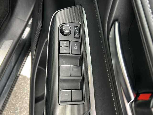 トヨタ ハリアー ハイブリッド Z 岐阜県 2020(令2)年 3.3万km プレシャスブラックパール 登録時走行距離32221km/モデリスタエアロ/純正ディスプレイオーディオ/フルセグTV・Bluetooth/JBLプレミアムサウンド/デジタルインナーミラー/パノラミックビューモニター/ハーフレザーシート/ETC/ブラインドスポットモニター/レーダークルーズコントロール/レーンキープアシスト/パワーバックドア/コーナーセンサー/LEDヘッドライト/オートライト/オートハイビーム/純正アルミホイール/ドアバイザー/スマートキー/純正フロアマット