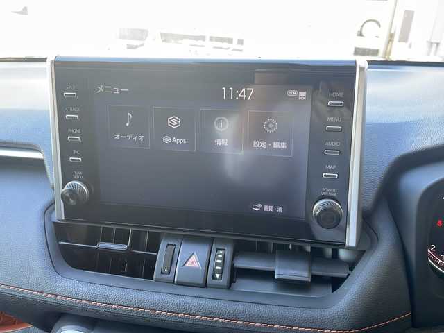 トヨタ ＲＡＶ４ アドベンチャー 福井県 2022(令4)年 2.1万km アティチュードブラックマイカ 登録時走行距離２０４７９ｋｍ/パノラマルーフ/純正ディスプレイオーディオ/JAOSエアロ/（フロント/サイド/リア）/プリクラッシュセーフティ/レーンキープアシスト/アダプティブクルーズコントロール/ブラインドスポットモニター/デジタルインナーミラー/D席パワーシート/（シートメモリ付き）/シートヒーター/エアーシート/ハーフレザーシート/オートトラミラー/オートハイビーム/オートライト/純正１９インチアルミホイール/クリアランスソナー/ルーフレール/LEDヘッドライト/LEDフォグランプ/ステリングヒーター/USBポート/ドライブレコーダー/プッシュスタート/スマートキー/保証書/取扱説明書