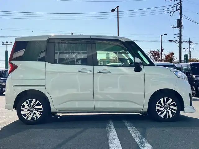 トヨタ ルーミー カスタムG 静岡県 2020(令2)年 5.1万km パールホワイトⅢ 純正ナビ(Cd/DVD/BT/フルセグ)/全方位カメラ/ETC2.0/D席N席シートヒーター/エンジンスタートボタン/両側パワースライドドア/パワーステアリング/パワーウィンドウ/アイドリングストップ/オートエアコン/スマートキー/スペアキー１本/クルーズコントロール/純正フロアマット/ウォークスルー/布シート/純正アルミホイール/ABS/横滑り防止装置/コーナーセンサー前後/レーンキープアシスト/オートライト/オートマチックハイビーム/LEDヘッドライト/Wエアバッグ/衝突軽減システム