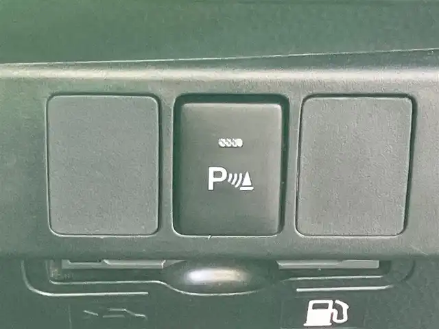 トヨタ ルーミー カスタムG 静岡県 2020(令2)年 5.1万km パールホワイトⅢ 純正ナビ(Cd/DVD/BT/フルセグ)/全方位カメラ/ETC2.0/D席N席シートヒーター/エンジンスタートボタン/両側パワースライドドア/パワーステアリング/パワーウィンドウ/アイドリングストップ/オートエアコン/スマートキー/スペアキー１本/クルーズコントロール/純正フロアマット/ウォークスルー/布シート/純正アルミホイール/ABS/横滑り防止装置/コーナーセンサー前後/レーンキープアシスト/オートライト/オートマチックハイビーム/LEDヘッドライト/Wエアバッグ/衝突軽減システム