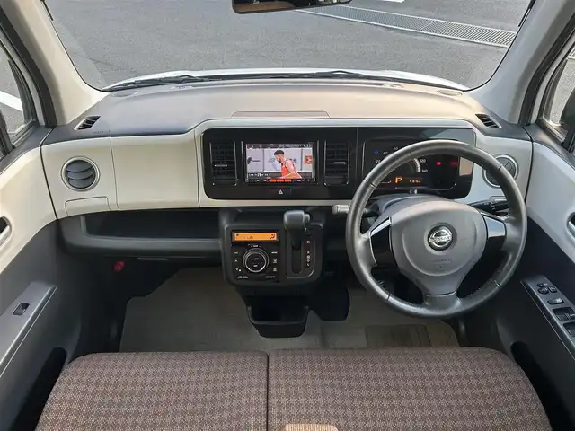 日産 モコ X 愛媛県 2014(平26)年 4.2万km スノーパールホワイト 純正7型ナビ【MM314D-A】/CD/DVD/Bluetooth/ワンセグTV/バックカメラ/ビルトインETC/プッシュスタート/電動格納ミラー/フロアマット/ドアバイザー/アイドリングストップ