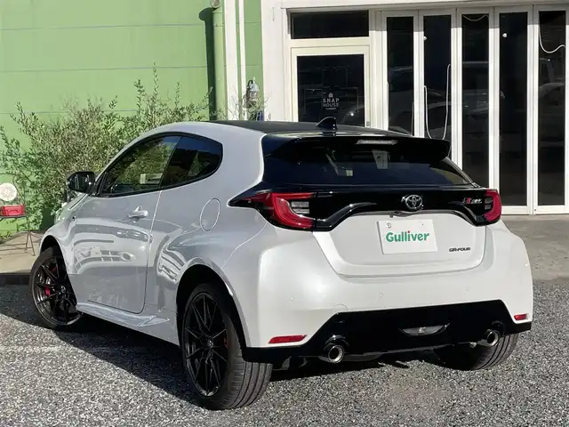 トヨタ ＧＲヤリス RZ ハイパフォーマンス 埼玉県 2023(令5)年 0.8万km プラチナホワイトパールマイカ