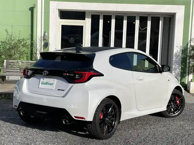 トヨタ ＧＲヤリス RZ ハイパフォーマンス 埼玉県 2023(令5)年 0.8万km プラチナホワイトパールマイカ