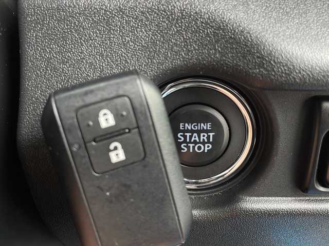 スズキ ジムニー XL 山口県 2023(令5)年 1万km ブリスクブルーM ワンオーナー/社外ナビ【CN-HE02WD】/・フルセグテレビ/・Bluetooth/・AM/FM/CD/DVD/スズキセーフティサポート/・デュアルセンサーブレーキサポート/・車線逸脱警報機能/・ふらつき警報機能/・標識認識機能/・ハイビームアシスト/・先行車発進お知らせ機能/D/N席シートヒーター/スマートキー/プッシュスタート/スペアキー/純正フロアマット/アイドリングストップ/ミラーヒーター/純正16インチAW