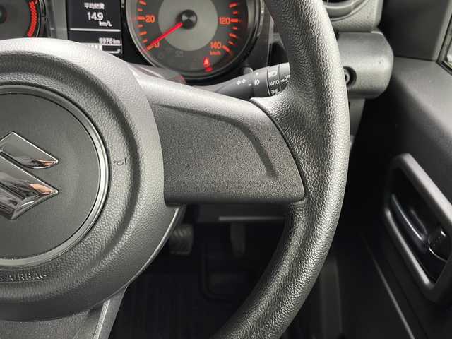 スズキ ジムニー XL 山口県 2023(令5)年 1万km ブリスクブルーM ワンオーナー/社外ナビ【CN-HE02WD】/・フルセグテレビ/・Bluetooth/・AM/FM/CD/DVD/スズキセーフティサポート/・デュアルセンサーブレーキサポート/・車線逸脱警報機能/・ふらつき警報機能/・標識認識機能/・ハイビームアシスト/・先行車発進お知らせ機能/D/N席シートヒーター/スマートキー/プッシュスタート/スペアキー/純正フロアマット/アイドリングストップ/ミラーヒーター/純正16インチAW