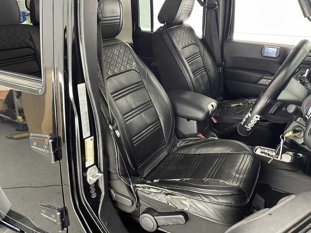 クライスラー・ジープ ジープ ラングラー アンリミテッド スポーツ 宮崎県 2016(平28)年 7.8万km ブラック ４ＷＤ　/社外ナビ　/フルセグＴＶ/Ｂｌｕｅｔｏｏｔｈ/ＦＭ／ＡＭ/ＤＶＤ　/バックカメラ /サイドカメラ /スペアキー　/ハンドルリモコン　/横滑り防止機能　/ダウンヒルアシストコントロール/ＥＴＣ