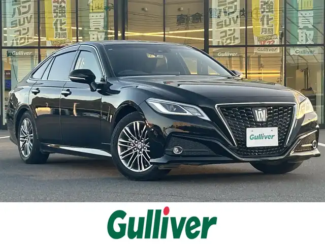 トヨタ クラウン ハイブリッド S 岡山県 2022(令4)年 6万km ブラック 登録時走行距離129301km/ワンオーナー/純正12.3型ナビ/フルセグTV(AM/FM/CD/DVD/Bluetooth)/バックカメラ/ビルトインETC2.0/トヨタセーフティセンス/・ブラインドスポットモニター/・レーダークルーズコントロール/・オートマチックハイビーム/・プリクラッシュセーフティ/・レーンディバーチャーアラート/横滑り防止装置/オートブレーキホールド/D/N席パワーシート/D/N席シートヒーター/ステアリングヒーター/ハーフレザーシート/純正フロアマット/17インチ純正AW