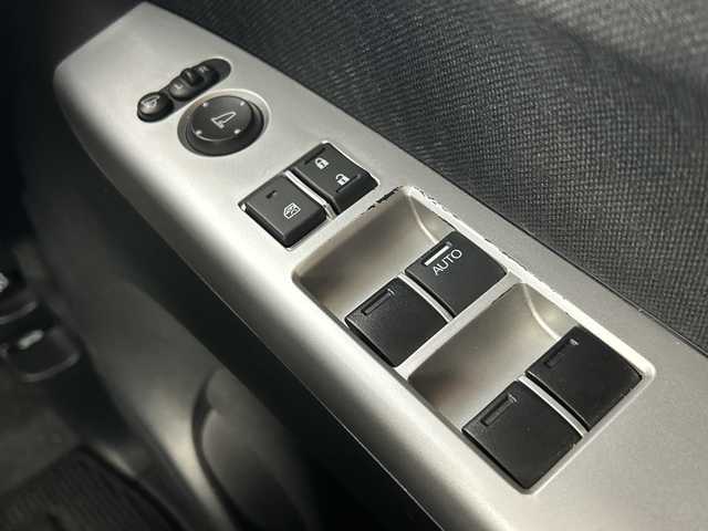 ホンダ Ｎ ＢＯＸ カスタム G ターボ Lパッケージ 愛知県 2015(平27)年 5.6万km ブリティッシュグリーンP 禁煙車/ターボ/純正7インチナビ/（CD/DVD/Bluetooth/フルセグTV/SD)/バックカメラ/ETC/ハーフレザーシート/両側パワースライドドア/パドルシフト/アイドリングストップ/純正15インチアルミホイール/スマートキー/スペアキー1本/プッシュスタート/HIDヘッドライト/フロントフォグライト/純正フロアマット/ベンチシート/チップアップシート/横滑り防止装置