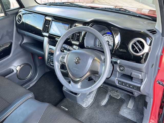 スズキ ハスラー J ブラックインテリアパッケージ 静岡県 2019(令1)年 5.6万km フェニックスレッドパール/ホワイト2トーンルーフ 社外ナビ（AM FM Bluetooth USB iPod SD）/ヒーテッドドアミラー/ハーフレザーシート/D＋N席シートヒーター/デュアルカメラブレーキサポート/純正アルミホイール/純正フロアマット/プッシュスタート/スマートキー/ステアリングリモコン/アイドリングストップ/キノセンヘッドライト/パワーステアリング/パワーウィンドウ