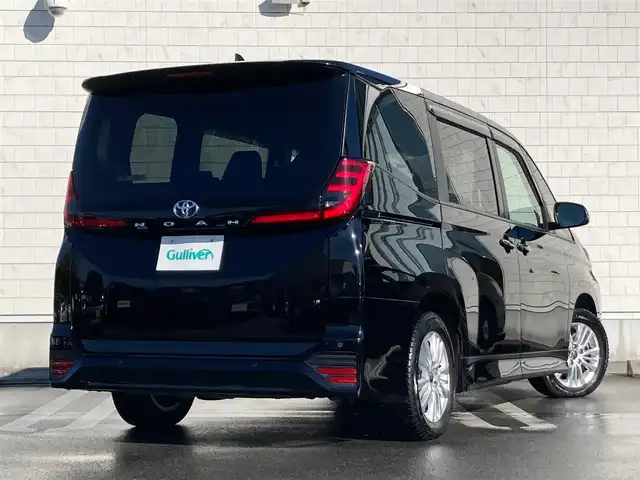 トヨタ ノア S－G 静岡県 2022(令4)年 1.4万km アティチュードブラックマイカ Toyota Safety Sense/純正10.5インチナビ/　AM FM CD DVD Bluetooth USB AppleCarPlay AndroidAuto/フルセグTV/LEDオートヘッドランプ/レーダークルーズコントロール/ハーフレザーシート/前後方クリアランスソナー/両側パワースライドドア/純正16インチアルミホイール/オートブレーキホールド/スマートキー＆プッシュスタート/パーキングアシスト/ビルトインETC2.0/バックモニター/前後方ドライブレコーダー