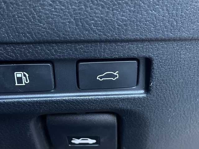 レクサス ＥＳ 300h Fスポーツ 神奈川県 2020(令2)年 7.8万km ホワイトノーヴァガラスフレーク 純正12.3インチナビ/セーフティシステムプラス/TRDエアロ/メモリーシート/デジタルインナーミラー/ドライブレコーダー/ヘッドアップディスプレイ/ブラインドスポットモニター/衝突被害軽減システム/車線逸脱警報/バックカメラ/サンルーフ/レザーシート/横滑り防止装置/ETC/アイドリングストップ/LEDヘッドライト/フォグランプ/オートライト/ウィンカーミラー/電動格納ミラー/純正19インチAW/シートヒーター/エアシート/シートリフター/ステアリングヒーター/プッシュスタート/スマートキー/フロアマット/スペアキー/取扱説明書/保証書/プリクラッシュセーフティ/レーントレーシングアシスト/アダプティブハイビームシステム/レーダークルーズコントロール/ロードサインアシスト