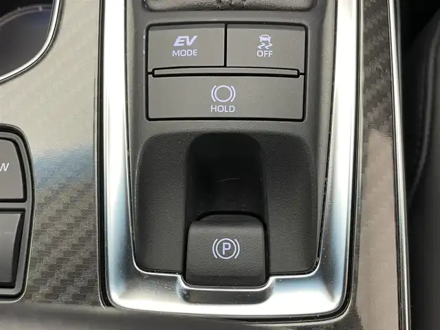 トヨタ クラウン ハイブリッド RS アドバンス 愛知県 2021(令3)年 3.8万km プレシャスホワイトパール 純正１２．３型ナビ　ムーンルーフ　全方位カメラ　デジタルインナミラー　フルセグTV　BT　DVD　黒革　シートヒーター　シートベンチレーション　ＢＳＭ　ＡＣ１００Ｖ　ＥＴＣ２．０　セーフティセンス　衝突軽減　追従クルコン　ＬＥＤオートライト　コーナーセンサー　禁煙車