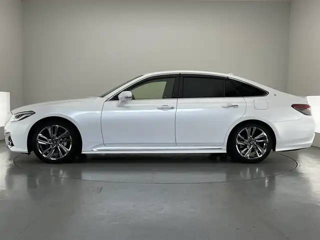 トヨタ クラウン ハイブリッド RS アドバンス 愛知県 2021(令3)年 3.8万km プレシャスホワイトパール 純正１２．３型ナビ　ムーンルーフ　全方位カメラ　デジタルインナミラー　フルセグTV　BT　DVD　黒革　シートヒーター　シートベンチレーション　ＢＳＭ　ＡＣ１００Ｖ　ＥＴＣ２．０　セーフティセンス　衝突軽減　追従クルコン　ＬＥＤオートライト　コーナーセンサー　禁煙車