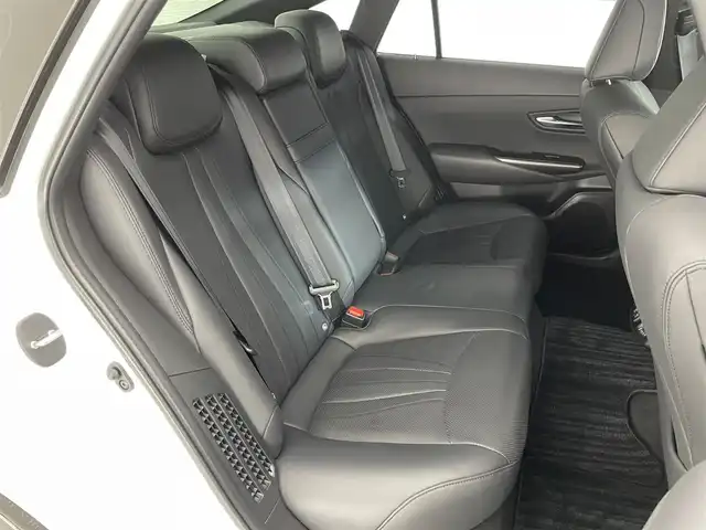 トヨタ クラウン ハイブリッド RS アドバンス 愛知県 2021(令3)年 3.8万km プレシャスホワイトパール 純正１２．３型ナビ　ムーンルーフ　全方位カメラ　デジタルインナミラー　フルセグTV　BT　DVD　黒革　シートヒーター　シートベンチレーション　ＢＳＭ　ＡＣ１００Ｖ　ＥＴＣ２．０　セーフティセンス　衝突軽減　追従クルコン　ＬＥＤオートライト　コーナーセンサー　禁煙車