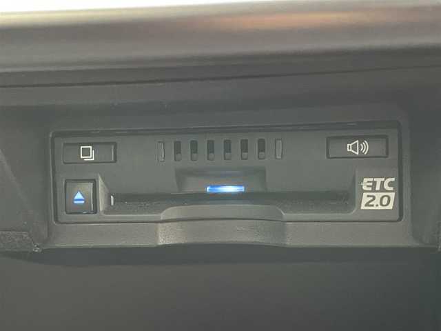 トヨタ クラウン ハイブリッド RS アドバンス 愛知県 2021(令3)年 3.8万km プレシャスホワイトパール 純正１２．３型ナビ　ムーンルーフ　全方位カメラ　デジタルインナミラー　フルセグTV　BT　DVD　黒革　シートヒーター　シートベンチレーション　ＢＳＭ　ＡＣ１００Ｖ　ＥＴＣ２．０　セーフティセンス　衝突軽減　追従クルコン　ＬＥＤオートライト　コーナーセンサー　禁煙車