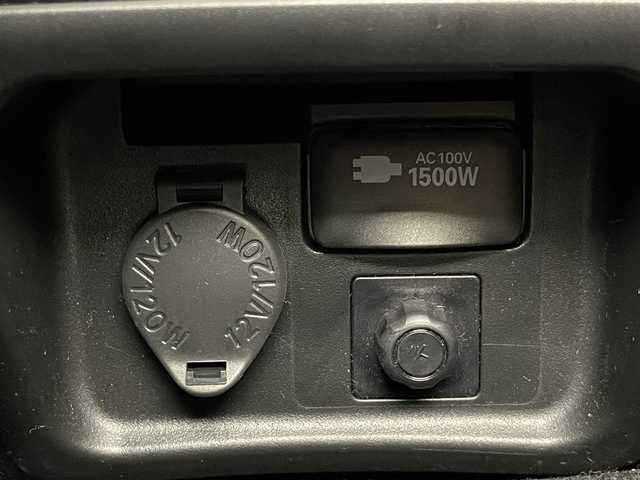 トヨタ クラウン ハイブリッド RS アドバンス 愛知県 2021(令3)年 3.8万km プレシャスホワイトパール 純正１２．３型ナビ　ムーンルーフ　全方位カメラ　デジタルインナミラー　フルセグTV　BT　DVD　黒革　シートヒーター　シートベンチレーション　ＢＳＭ　ＡＣ１００Ｖ　ＥＴＣ２．０　セーフティセンス　衝突軽減　追従クルコン　ＬＥＤオートライト　コーナーセンサー　禁煙車