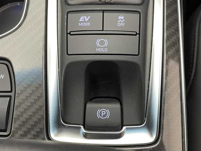 トヨタ クラウン ハイブリッド RS アドバンス 愛知県 2021(令3)年 3.8万km プレシャスホワイトパール 純正１２．３型ナビ　ムーンルーフ　全方位カメラ　デジタルインナミラー　フルセグTV　BT　DVD　黒革　シートヒーター　シートベンチレーション　ＢＳＭ　ＡＣ１００Ｖ　ＥＴＣ２．０　セーフティセンス　衝突軽減　追従クルコン　ＬＥＤオートライト　コーナーセンサー　禁煙車