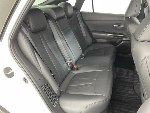 トヨタ クラウン ハイブリッド RS アドバンス 愛知県 2021(令3)年 3.8万km プレシャスホワイトパール 純正１２．３型ナビ　ムーンルーフ　全方位カメラ　デジタルインナミラー　フルセグTV　BT　DVD　黒革　シートヒーター　シートベンチレーション　ＢＳＭ　ＡＣ１００Ｖ　ＥＴＣ２．０　セーフティセンス　衝突軽減　追従クルコン　ＬＥＤオートライト　コーナーセンサー　禁煙車