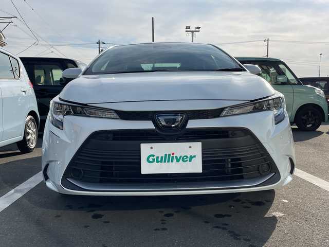 トヨタ カローラ G 神奈川県 2023(令5)年 1.4万km プラチナホワイトパールマイカ 純正ナビ/フルセグTV/Bluetooth/ＥＴＣ/追従式クルーズコントロール/バックカメラ/ＭＴモード付ＡＴ/前後コーナーセンサー/クリアランスソナー/レーンキープアシスト/前席シートヒーター/オートマチックハイビーム/オートライト/横滑り防止装置/盗難防止装置/衝突被害軽減システム/ABS