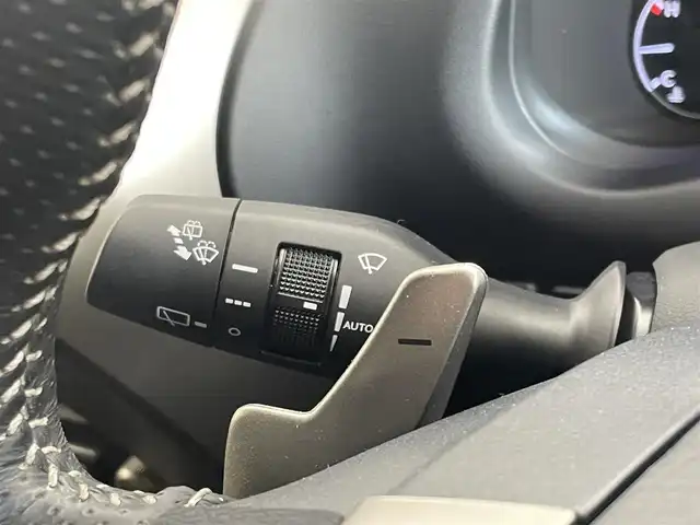 レクサス ＮＸ 300 Fスポーツ 埼玉県 2018(平30)年 5.2万km ホワイトノーヴァガラスフレーク Fスポーツ/純正メモリーナビ/フルセグTV/バックカメラ/LEDライト/プリクラッシュセーフティ/レーンディパーチャーアラート/オートマチックハイビームアシスト/アイドリングストップ/レーダークルーズ/大型ムーンルーフ/ETC/レザーシート/シートヒーター/パワーシート/ステアリングヒーター/パワーバックドア/スマートキー/プッシュスタート