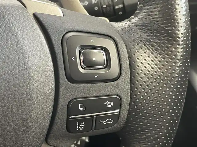 レクサス ＮＸ 300 Fスポーツ 埼玉県 2018(平30)年 5.2万km ホワイトノーヴァガラスフレーク Fスポーツ/純正メモリーナビ/フルセグTV/バックカメラ/LEDライト/プリクラッシュセーフティ/レーンディパーチャーアラート/オートマチックハイビームアシスト/アイドリングストップ/レーダークルーズ/大型ムーンルーフ/ETC/レザーシート/シートヒーター/パワーシート/ステアリングヒーター/パワーバックドア/スマートキー/プッシュスタート