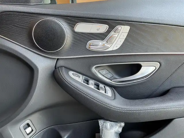 メルセデス・ベンツ Ｃ２００ アバンギャルド AMGライン 愛知県 2018(平30)年 4.6万km モハーベシルバー AMGライン/純正ナビ/フルセグTV/Bluetooth/USB/AppleCarPlay/AndroidAuto/バックカメラ/アンビエントライト /レーダーセーフティパッケージ/ACC/レーンキープアシスト/ブラインドスポットモニター/ブラックレザーシート/シートヒーター /メモリーパワーシート/マルチビームLEDヘッドライト/アダプティブハイビームアシストプラス/ETC2.0/保証書/取扱説明書/スペアキー