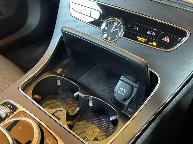 メルセデス・ベンツ Ｃ２００ アバンギャルド AMGライン 愛知県 2018(平30)年 4.6万km モハーベシルバー AMGライン/純正ナビ/フルセグTV/Bluetooth/USB/AppleCarPlay/AndroidAuto/バックカメラ/アンビエントライト /レーダーセーフティパッケージ/ACC/レーンキープアシスト/ブラインドスポットモニター/ブラックレザーシート/シートヒーター /メモリーパワーシート/マルチビームLEDヘッドライト/アダプティブハイビームアシストプラス/ETC2.0/保証書/取扱説明書/スペアキー