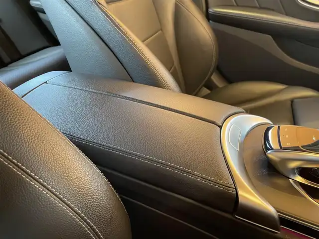 メルセデス・ベンツ Ｃ２００ アバンギャルド AMGライン 愛知県 2018(平30)年 4.6万km モハーベシルバー AMGライン/純正ナビ/フルセグTV/Bluetooth/USB/AppleCarPlay/AndroidAuto/バックカメラ/アンビエントライト /レーダーセーフティパッケージ/ACC/レーンキープアシスト/ブラインドスポットモニター/ブラックレザーシート/シートヒーター /メモリーパワーシート/マルチビームLEDヘッドライト/アダプティブハイビームアシストプラス/ETC2.0/保証書/取扱説明書/スペアキー