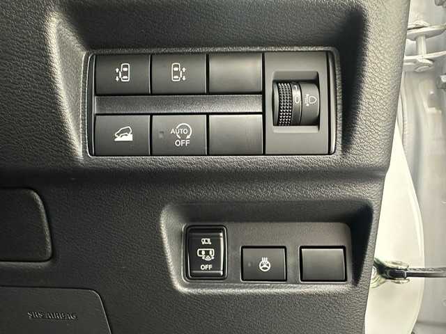 三菱 デリカミニ T プレミアム 兵庫県 2024(令6)年 0.1千km アメジストブラック/シルキーホワイト 登録時走行距離:14km/純正9型ディスプレイオーディオ（AM/FM/BT/USB）/全方位カメラ/デジタルインナーミラー/両側パワースライドドア/ハーフレザーシート/シートヒーター/ハンドルヒーター/衝突被害軽減システム/レーダークルーズコントロール/レーンキープアシスト/コーナーセンサー/横滑り防止装置/アイドリングストップ/ダウンヒルアシストコントロール/サイドデカール/オートLEDライト/純正アルミホイール/オートホールド付電子パーキング/革巻きステアリング/ステアリングスイッチ/スマートキー/スペアキー