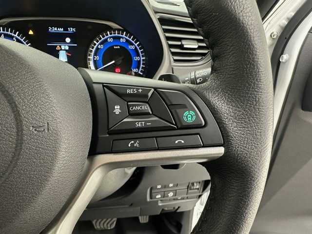 三菱 デリカミニ T プレミアム 兵庫県 2024(令6)年 0.1千km アメジストブラック/シルキーホワイト 登録時走行距離:14km/純正9型ディスプレイオーディオ（AM/FM/BT/USB）/全方位カメラ/デジタルインナーミラー/両側パワースライドドア/ハーフレザーシート/シートヒーター/ハンドルヒーター/衝突被害軽減システム/レーダークルーズコントロール/レーンキープアシスト/コーナーセンサー/横滑り防止装置/アイドリングストップ/ダウンヒルアシストコントロール/サイドデカール/オートLEDライト/純正アルミホイール/オートホールド付電子パーキング/革巻きステアリング/ステアリングスイッチ/スマートキー/スペアキー