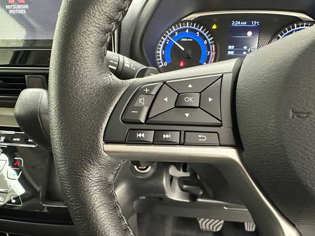 三菱 デリカミニ T プレミアム 兵庫県 2024(令6)年 0.1千km アメジストブラック/シルキーホワイト 登録時走行距離:14km/純正9型ディスプレイオーディオ（AM/FM/BT/USB）/全方位カメラ/デジタルインナーミラー/両側パワースライドドア/ハーフレザーシート/シートヒーター/ハンドルヒーター/衝突被害軽減システム/レーダークルーズコントロール/レーンキープアシスト/コーナーセンサー/横滑り防止装置/アイドリングストップ/ダウンヒルアシストコントロール/サイドデカール/オートLEDライト/純正アルミホイール/オートホールド付電子パーキング/革巻きステアリング/ステアリングスイッチ/スマートキー/スペアキー
