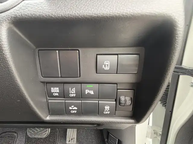 スズキ ソリオ G 徳島県 2023(令5)年 0.5万km ピュアホワイトP ワンオーナー/純正ナビ【CN-RZ876】/片側パワースライドドア/純正フロアマット/衝突被害軽減システム/レーンキープアシスト/オートマチックハイビーム/横滑り防止装置/盗難防止装置/後ろコーナーセンサー/ETC/バックカメラ/スマートキー/プッシュスタート