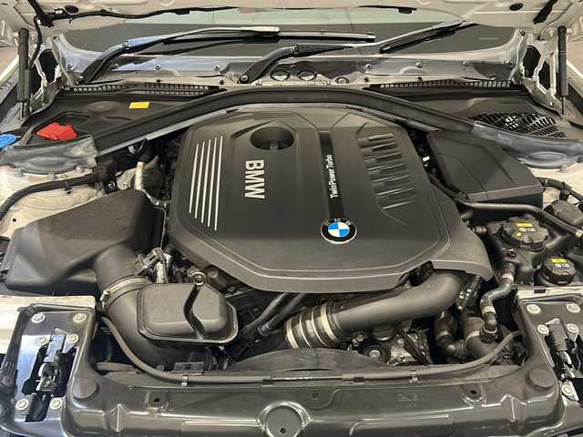 ＢＭＷ ３４０ｉ ラグジュアリー 新潟県 2018(平30)年 3.3万km ミネラルホワイト ワンオーナー/インテリジェントセーフティ/アダプティクルーズコントロール/レーンキープアシスト/パーキングアシスト/パークディスタンスコントロール/純正HDDナビ/・フルセグ/CD/DVD/Bluetooth/USB/フロント/サイド/リアカメラ/ドライブレコーダー前後/GPSレーダー探知機/茶革シート/シートヒーター/パワーシート（運転席メモリー付）/LEDヘッドライト/純正18インチアルミホイール/コンフォートアクセス/ETC2.0