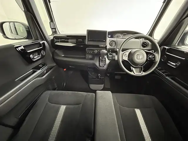ホンダ Ｎ ＢＯＸ カスタム L 道央・札幌 2022(令4)年 2.4万km メテオロイドグレーメタリック ・４WD/・寒冷地仕様/・社外メモリーナビ/　CD/DVD/SD/BT/フルセグ/・バックカメラ/・前後ドライブレコーダー/・ホンダセンシング/・クルーズコントロール/・レーンキープアシスト/・クリアランスソナー/・左側パワースライドドア/・前席シートヒーター/・ミラーヒーター/・純正LEDヘッドライト/・フォグライト/・オートライト/・プッシュスタート/・スマートキー/・一体型エンジンスターター/・純正フロアマット/・ドアバイザー
