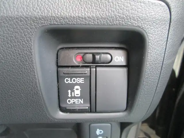 ホンダ Ｎ ＢＯＸ G Lパッケージ 千葉県 2014(平26)年 3.3万km スマートブラック ワンオーナー/純正ナビ、ワンセグTV/バックカメラ/純正オーディオ【DVD/CD/BT/SD】/片側パワースライドドア/CTBA(シティブレーキアクティブシステム)/横滑り防止装置/ヘッドライトレベライザー/ナビ連動ステアリングスイッチ/ETC、スペアキー/取扱説明書/ナビ取扱説明書/新車時保証書