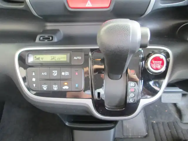 ホンダ Ｎ ＢＯＸ G Lパッケージ 千葉県 2014(平26)年 3.3万km スマートブラック ワンオーナー/純正ナビ、ワンセグTV/バックカメラ/純正オーディオ【DVD/CD/BT/SD】/片側パワースライドドア/CTBA(シティブレーキアクティブシステム)/横滑り防止装置/ヘッドライトレベライザー/ナビ連動ステアリングスイッチ/ETC、スペアキー/取扱説明書/ナビ取扱説明書/新車時保証書