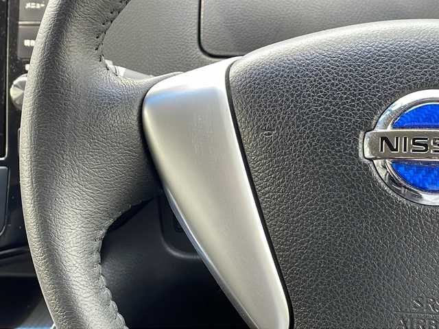 日産 セレナ ライダー BラインS HVAセーフ 山形県 2014(平26)年 8.3万km ダイヤモンドブラック 禁煙車/エマージェンシーブレーキ/純正ナビ/フルセグ/アラウンドビューモニター/クルーズコントロール/両側パワースライド/アイドリングストップ/GPSレーダー/ビルトインETC/プッシュスタート/スマートキー/LEDヘッドランプ/フォグランプ/レザーシートカバー