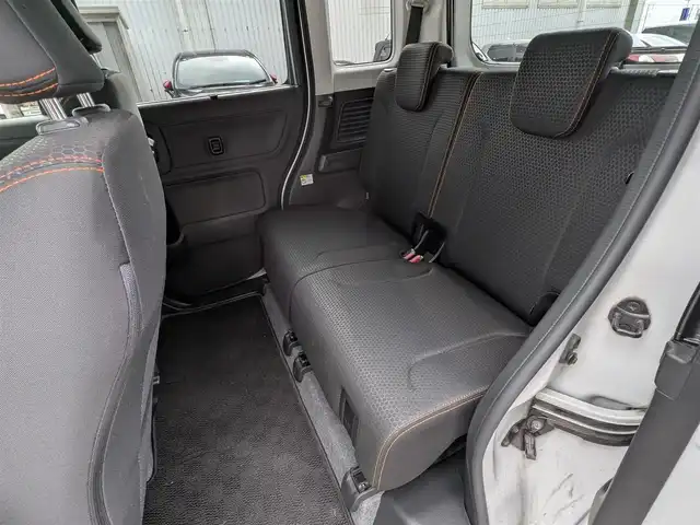 スズキ スペーシア ギア HYBRID XZターボ 栃木県 2020(令2)年 12.5万km ピュアホワイトP (株)IDOMが運営する【じしゃロン宇都宮店】の自社ローン対象車両になります。こちらは現金またはオートローンご利用時の価格です。自社ローンご希望の方は別途その旨お申付け下さい/社外ナビ/CD/DVD/BT/TV/衝突軽減/クルーズコントロール/両側パワースライドドア/全方位カメラ/ターボ/ETC/シートヒーター/ヘッドアップディスプレイ/スマートキー/プッシュスタート/純正１４インチAW