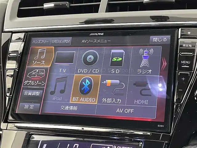 トヨタ プリウス α S ツーリングセレクション G’s 福岡県 2016(平28)年 6.3万km ホワイトパールクリスタルシャイン シルクブレイズエアロ　/後席モニター　/アルパインナビ（ＢＴ，フルセグＴＶ）　/バックカメラ　/ＥＴＣ　/前方ドライブレコーダー　/ハーフレザーシート　/ステアリングリモコン　/純正フロアマット　/純正１８インチＡＷ