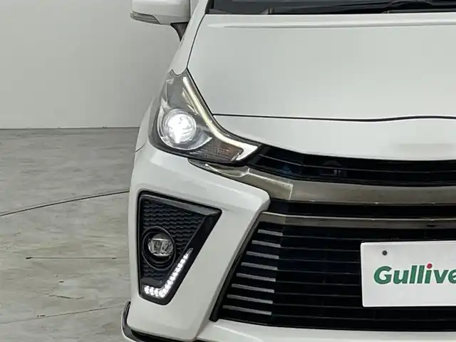 トヨタ プリウス α S ツーリングセレクション G’s 福岡県 2016(平28)年 6.3万km ホワイトパールクリスタルシャイン シルクブレイズエアロ　/後席モニター　/アルパインナビ（ＢＴ，フルセグＴＶ）　/バックカメラ　/ＥＴＣ　/前方ドライブレコーダー　/ハーフレザーシート　/ステアリングリモコン　/純正フロアマット　/純正１８インチＡＷ