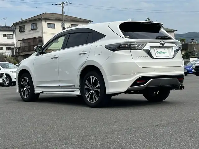 トヨタ ハリアー プレミアム アドバンスド スタイルモーヴ 岡山県 2016(平28)年 6.4万km ホワイトパールクリスタルシャイン 純正8インチJBLプレミアムサウンドナビ/フルセグTV、CD、DVD、Bluetooth/AM、FM、/モデリスタエアロ/全方位カメラ/ビルトインETC/ハーフレザーシート/メモリーシート/前席シートヒーター/前席パワーシート/レーダークルーズコントロール/インテリジェントクリアランスソナー/プリクラッシュセーフティシステム/レーンディパーチャーアラート