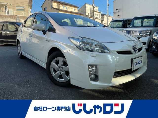 トヨタ プリウス S　LEDエディション 福岡県 2011(平23)年 6.8万km ホワイトパールクリスタルシャイン (株)IDOMが運営する【じしゃロン八幡西店】の自社ローン専用車両になります。こちらは現金またはオートローンご利用時の価格です。自社ローンご希望の方は別途その旨お申付け下さい